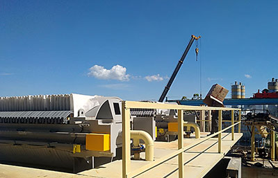 壓濾機(jī)價(jià)格是多少——專業(yè)污泥壓濾機(jī)生產(chǎn)廠家