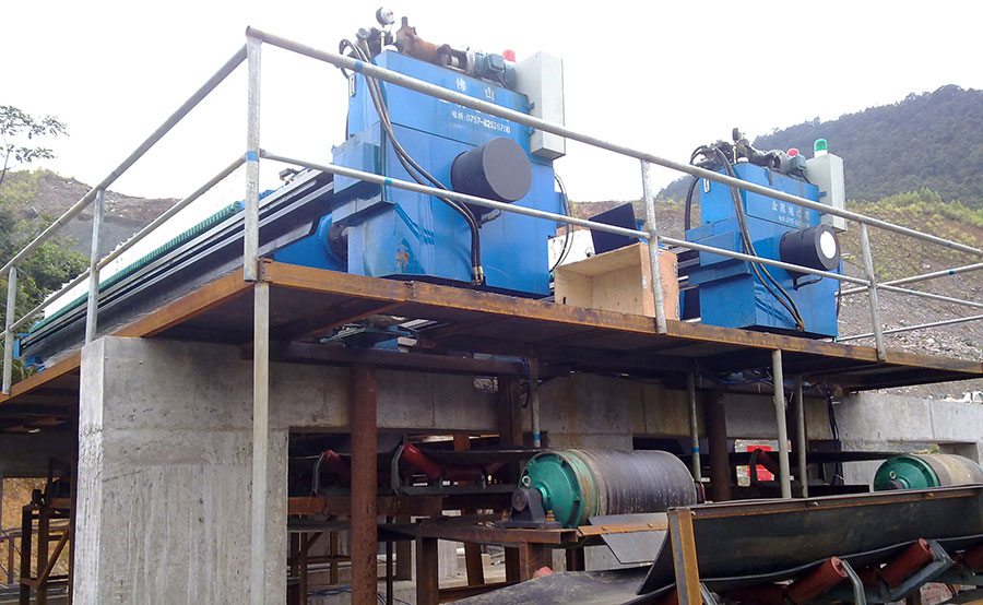 濾板因素要考慮 購買污泥廂式壓濾機(jī)的技巧