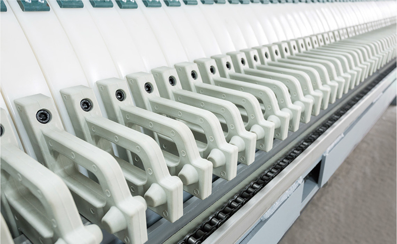 濾板因素要考慮 購買污泥廂式壓濾機(jī)的技巧